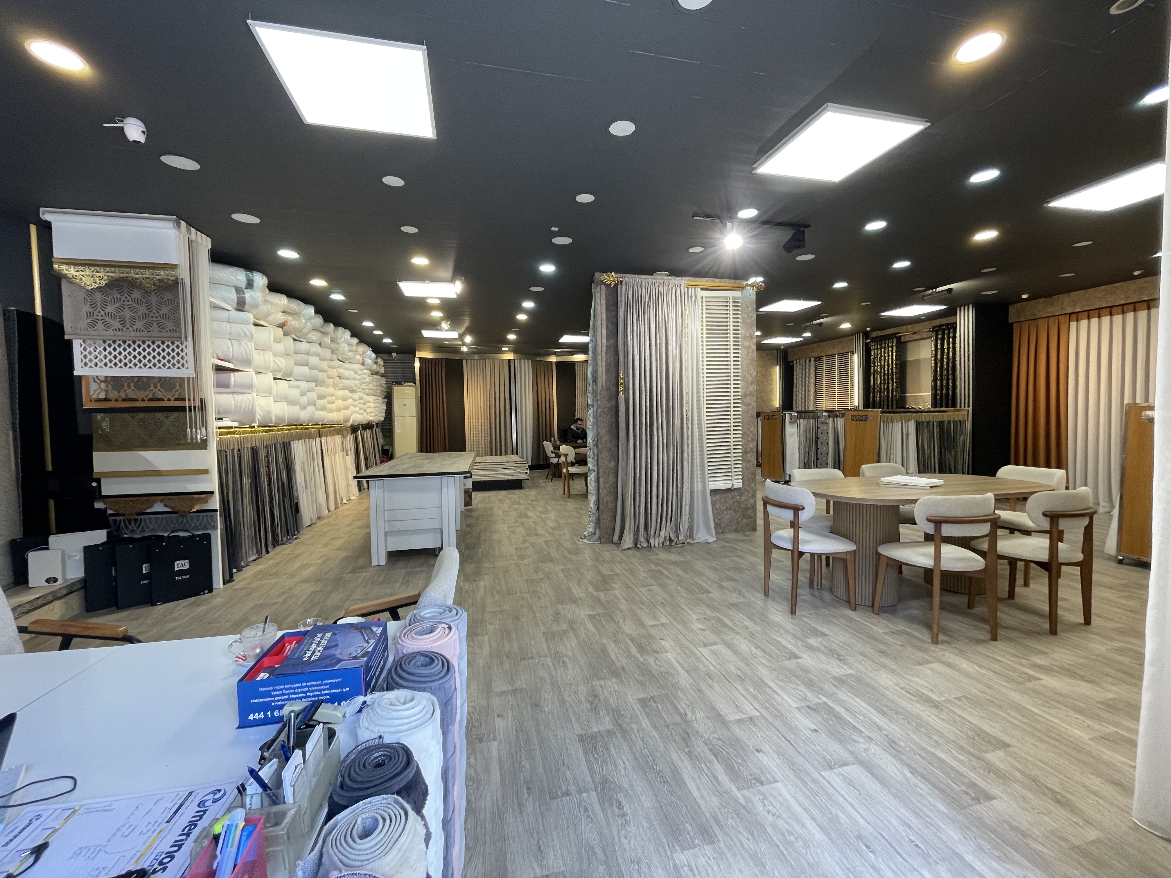 Özdenler Perde showroom